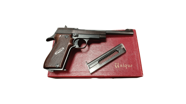 Pistolet UNIQUE Mod D.6 cal.22lr " occasion"